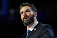 La filtración de un chat resucita luchas internas entre los jóvenes republicanos