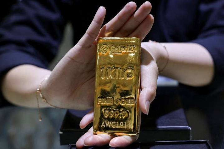 Factbox-BofA hikes gold price forecast to $5,000/oz for 2026