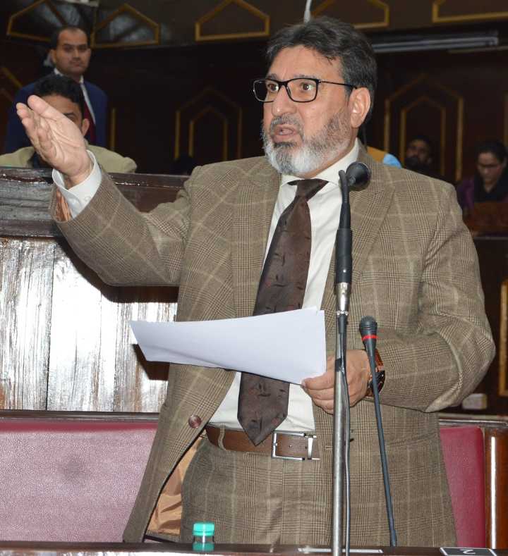 Jammu Kashmir Parties Maintain Working Ties with Centre: Altaf Bukhari