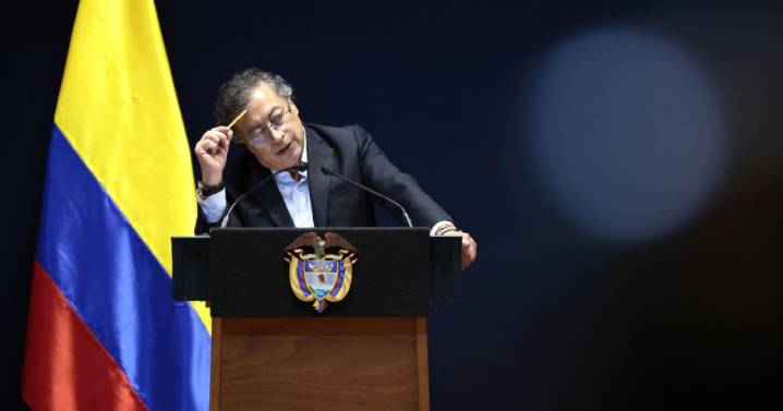 Gremio de jueces de Colombia rechaza las críticas de Gustavo Petro al fallo absolutorio de Álvaro Uribe