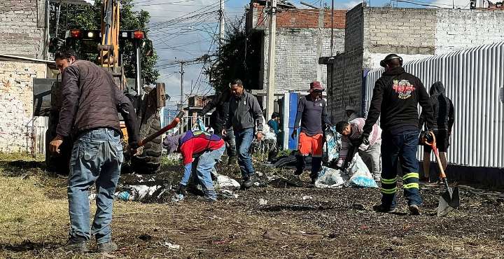 Gobierno de Morelia y ciudadanía unen esfuerzos en jornada de limpieza al Oriente de la ciudad