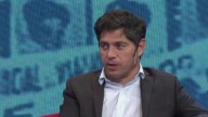 Kicillof liquidó a Milei por su show musical: "Completamente por fuera de la realidad"