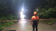 Lluvias provocan derrumbes, socavones y desbordamientos en Oaxaca; Protección Civil reporta daños en 5 regiones
