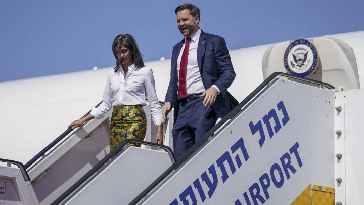 El vicepresidente JD Vance aterriza en Israel para supervisar el acuerdo de alto al fuego