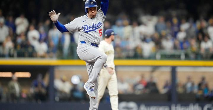 Dodgers vs. Brewers Game 2: Less craziness, please