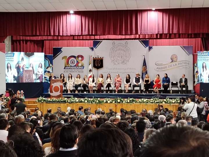 Mujeres, el legado a 108 años de la UMSNH