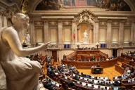 Parlamento de Portugal aprueba pérdida de ciudadanía como pena accesoria por delitos graves