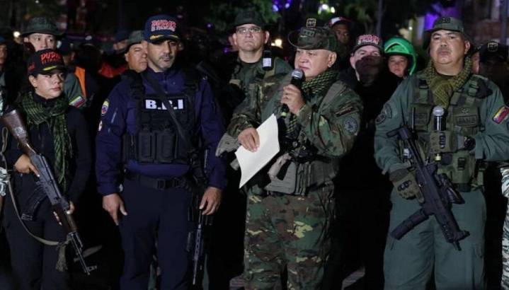 Venezuela refuerza presencia militar en La Guaira y Carabobo