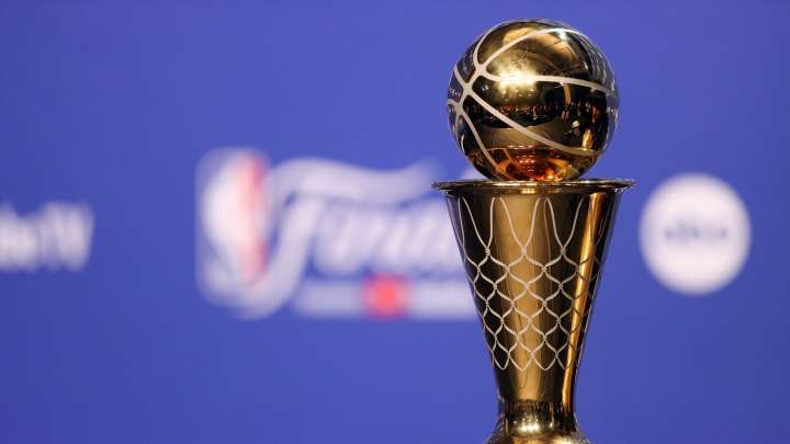Quiénes son los nuevos narradores de la NBA en España