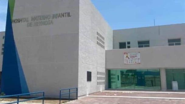 Celebran lucha contra cáncer, ¡sin mastógrafo!