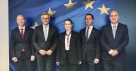 Prohens pide auxilio a Europa para que ataje la oleada de pateras en las costas de Baleares