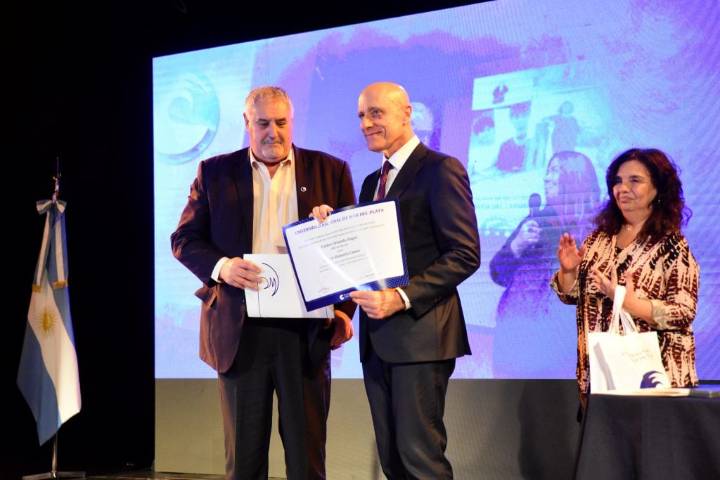 La Universidad Nacional celebró su cincuentenario en Mar del Plata