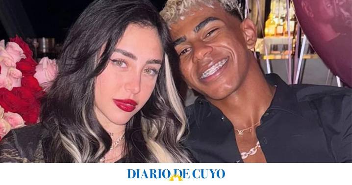 Nicki Nicole y Lamine Yamal, a los besos en una terraza