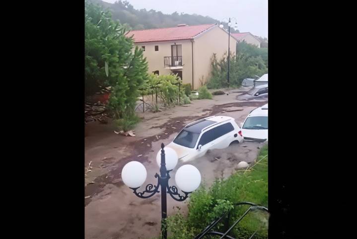 Cancillería reportó 32 peruanos afectados en Jamaica por el huracán Melissa