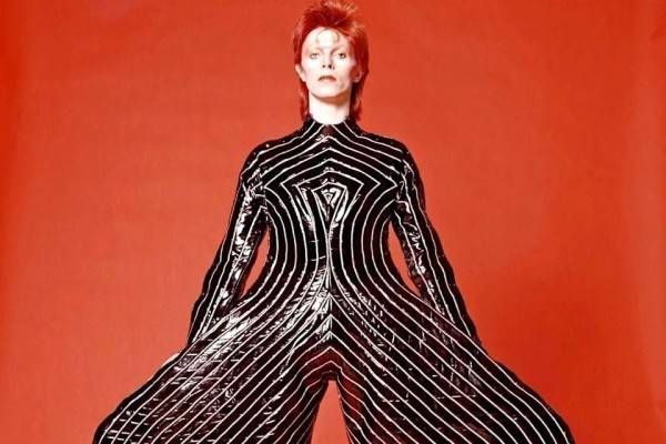 Fans pueden ser David Bowie por un día
