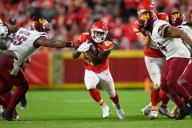 Mahomes, Hunt lead Chiefs to dominant 28-7 win over Commanders