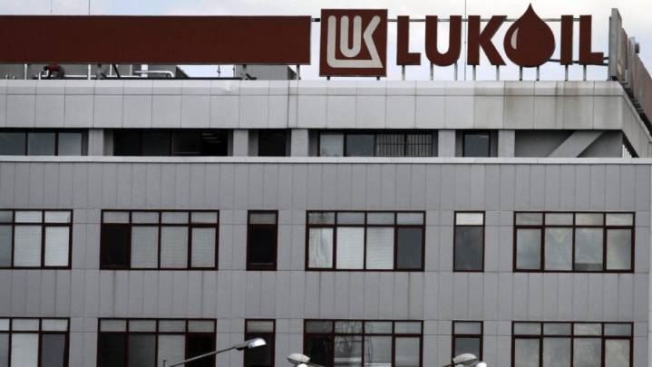 US sanctions push Russian oil giant Lukoil to sell off assets