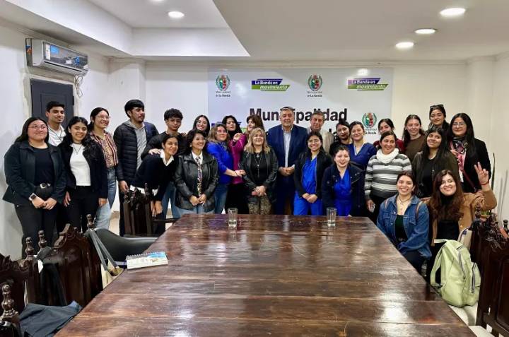 La comuna firmó un convenio con la Facultad de Humanidades