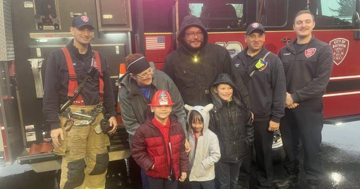 Coloring contest winner gets fire truck ride in Batavia