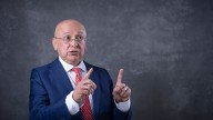 Procuraduría investigará a Eduardo Montealegre, ministro de Justicia, por participar en política