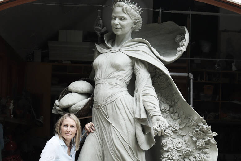 Statue of St. Elizabeth displayed at local hospital