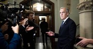 In the news today: New analysis of federal finances, India says no to Canadian envoys