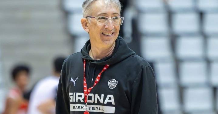 Moncho Fernández, sobre el Unicaja: "No es tarea fácil sustituir a Carter, Osetkowski o Taylor..."