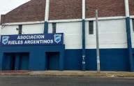 Un hombre de 50 años que se preparaba para un partido de básquet, falleció en el club Rieles Argentinos