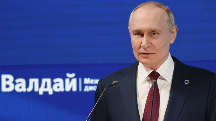 Putin denuncia la militarización de Europa y promete una respuesta ante las amenazas