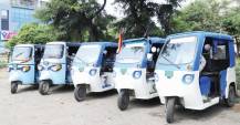 Electric 3-wheeler operations begin under zonal system; commuters, operators decry move