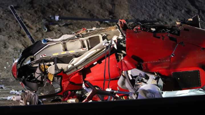 Motorists lift medical helicopter to rescue woman after crash injuring 3 on Sacramento highway