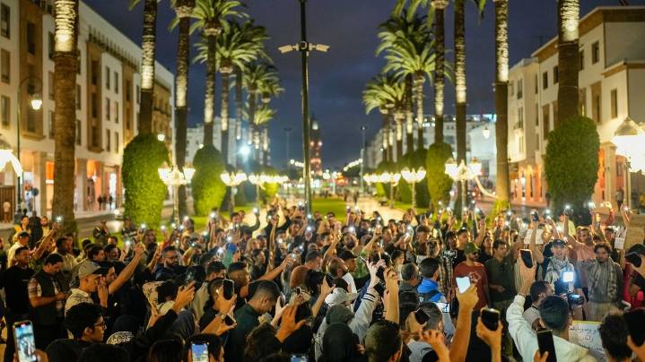 Protesters rally across Morocco in final push for reforms before king's expected address