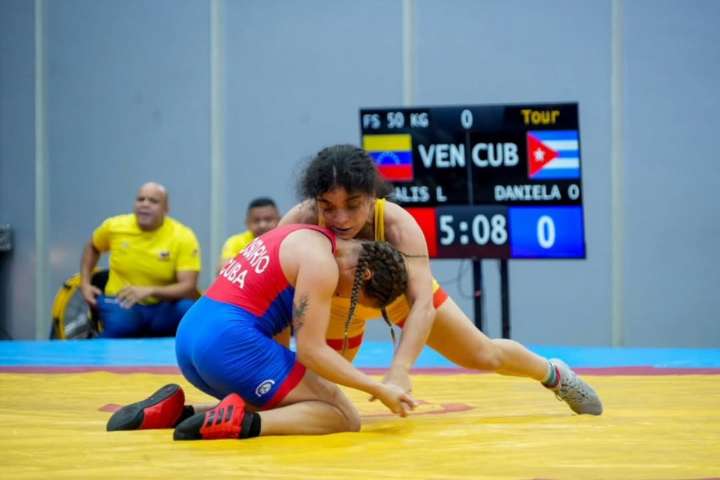 La luchadora Nohalis Loyo busca bronce en Mundial sub23 de Lucha en Serbia