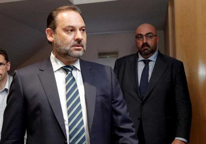 El Supremo concluye que el PSOE no ha aclarado los pagos opacos a Ábalos y Koldo y envía el caso a la Audiencia Nacional