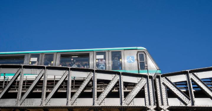 Suspect arrested in attempted rape on Paris train after video goes viral