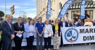 Guardias civiles se manifiestan frente al Congreso para pedir la dimisión de Marlaska por ningunearles