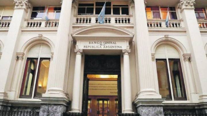 Recompra de bonos de deuda: la apuesta del Gobierno para equilibrar cuentas y reforzar la inversión educativa