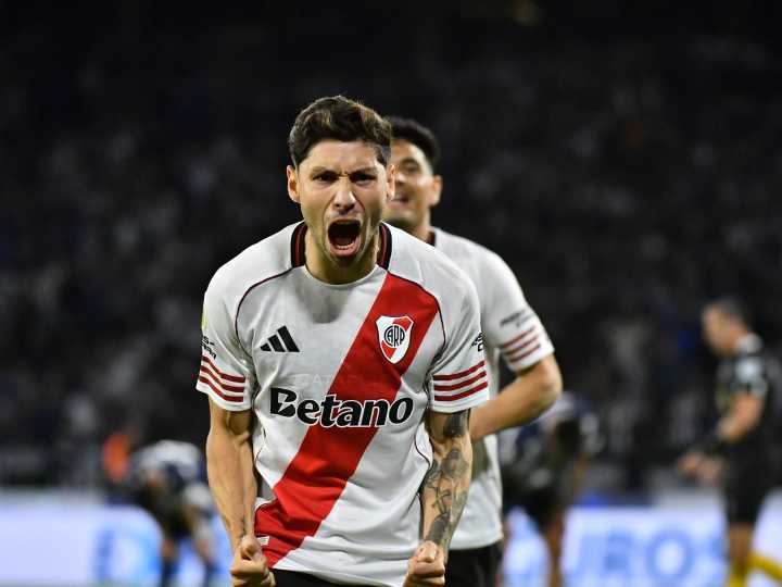 Gonzalo Montiel cerró una semana a puro gol en la Selección y en River, para alejar la crisis: "No estamos acostumbrados a perder"