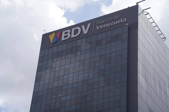 BDV Implementa mecanismo digital para comprar dólares a tasa BCV