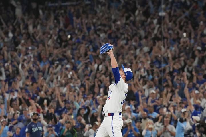 Jays’ ALCS Game 7 win sets viewership record, Sportsnet says