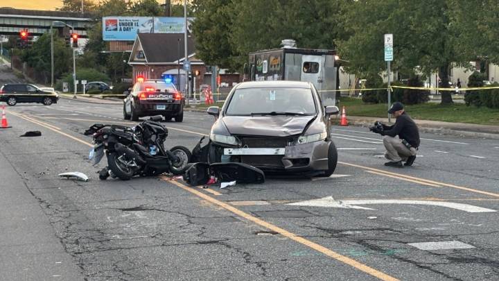 One seriously injured when moped, car collide in Hartford