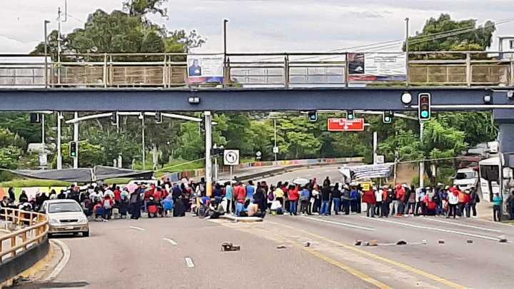 Oaxaca capital, rehén de la parálisis: segundo lugar nacional en bloqueos, pese a promesas de Jara