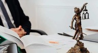 Senado aprueba cambios a la Ley de Amparo: ¿En qué consisten?