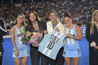 La reinauguración de la cancha Soledad García fue la excusa para una gran fiesta del hockey