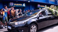 Pasillo respetuoso: así fue la última despedida a Miguel Ángel Russo en la Bombonera