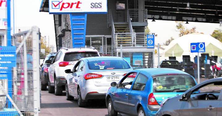 Detienen a 10 personas en planta de revisión técnica de Punta Arenas: cobraban coimas por certificados fraudulentos