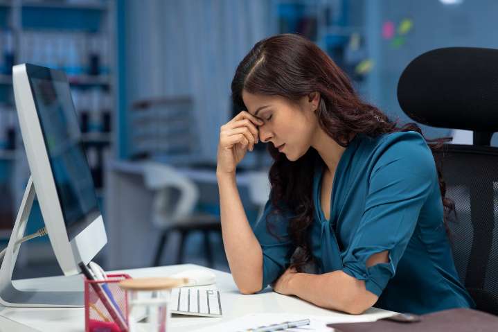 Dear Annie: I’ve become the default parent while my husband “focuses” on work