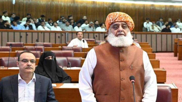 Pakistan's Maulana Fazlur Rehman Keen To Visit India With 'Message Of Peace'