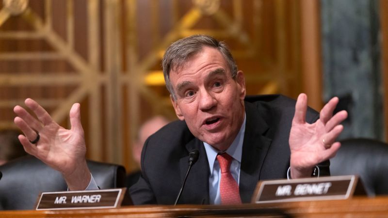 Trump administration cuts Democrats out of a briefing on US military strikes, top Senate Dem says