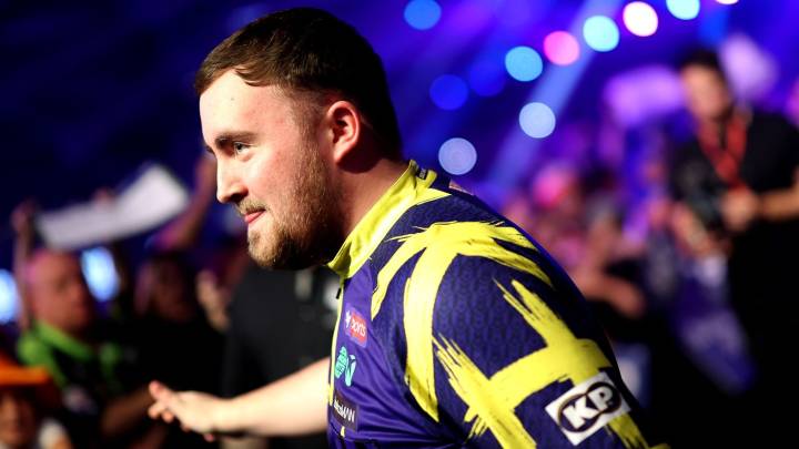 Luke Littler to look after own career following split from management group ahead of World Grand Prix